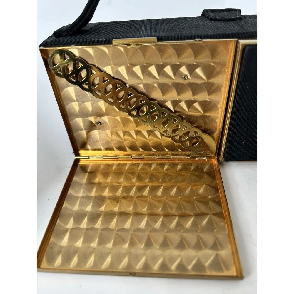 Zell Fifth ‎ Avenue Vintage Vanity  compact Purse Black & Gold EUC